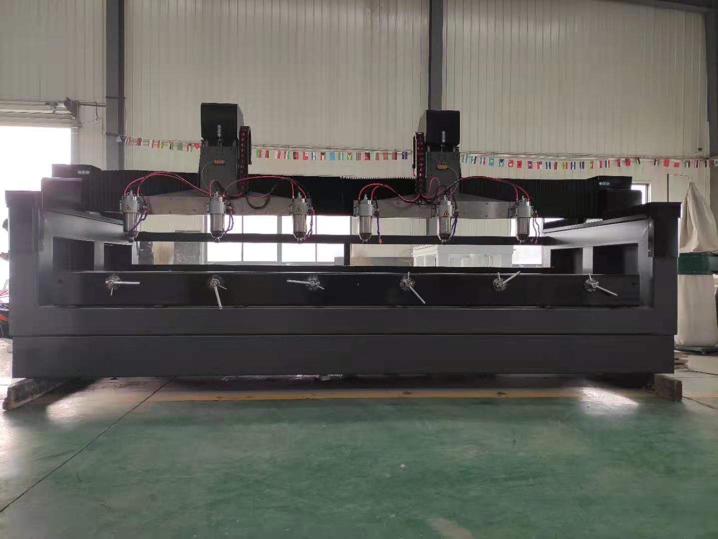 濟(jì)南雕刻機(jī)在運(yùn)行中要注意正確的方法